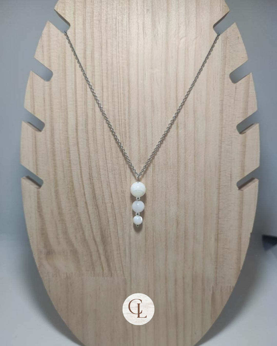 Collier Hina