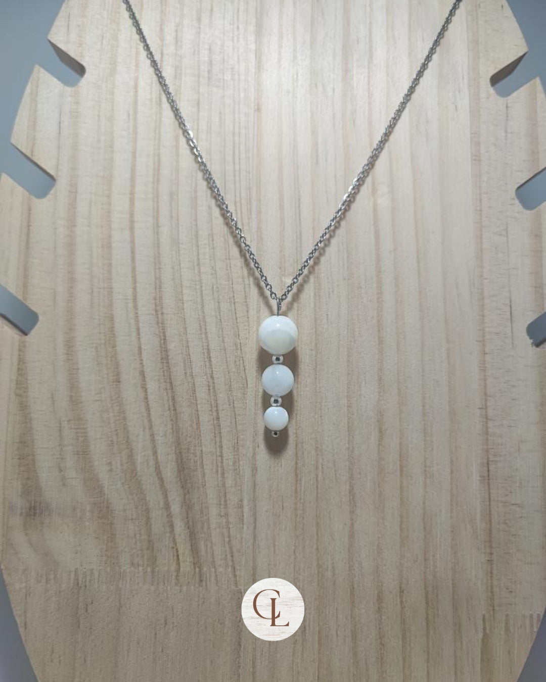 Collier Hina