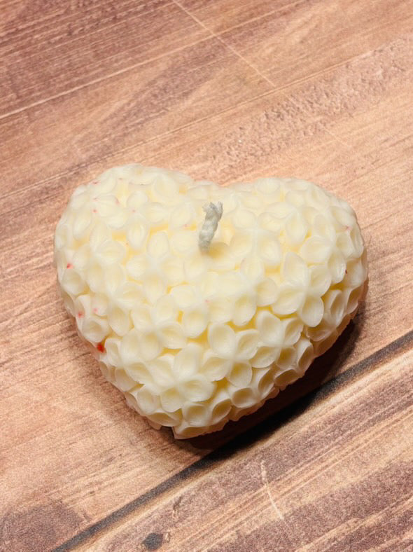 Cœur illuminé fleuri