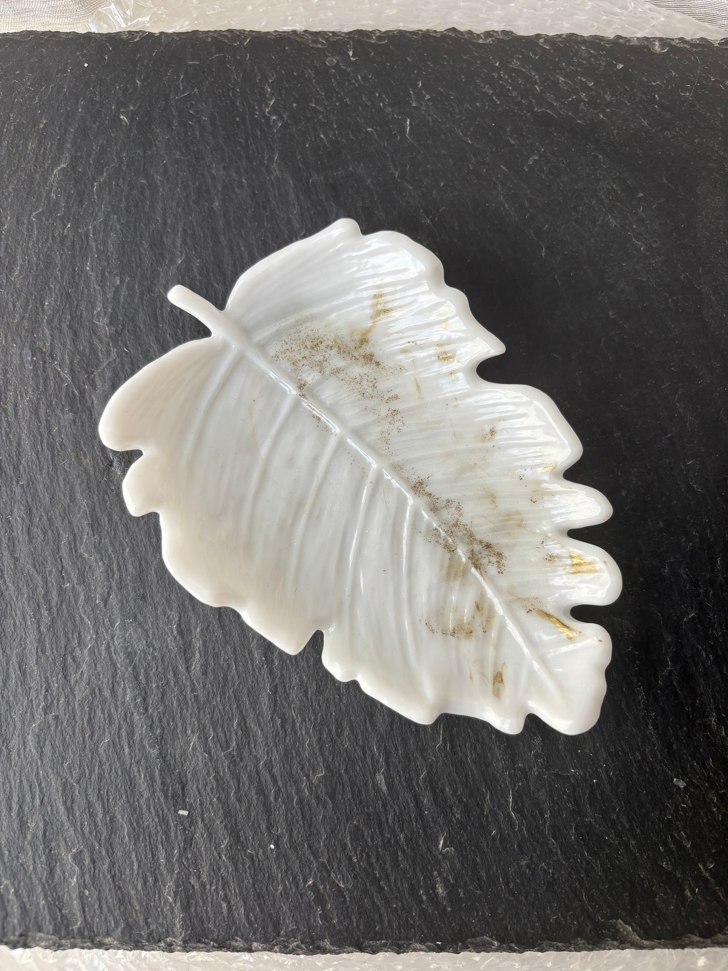 Coupelle feuille blanche