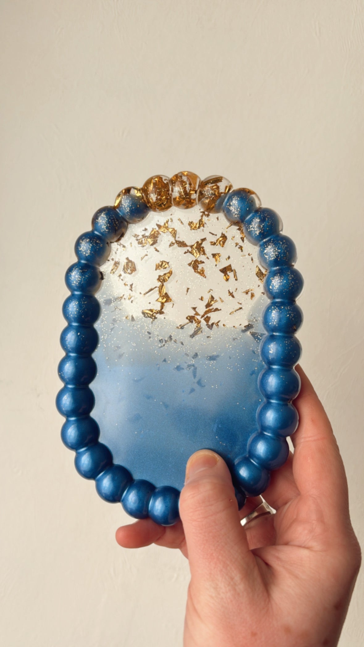 Petit plateau bleu roi