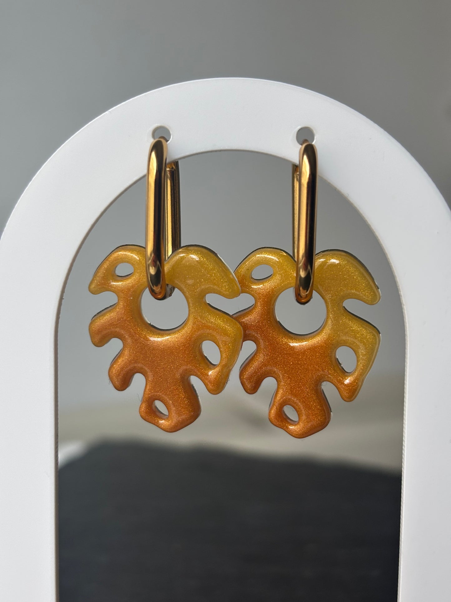 Boucles d’oreilles tropicales jaunes dégradées