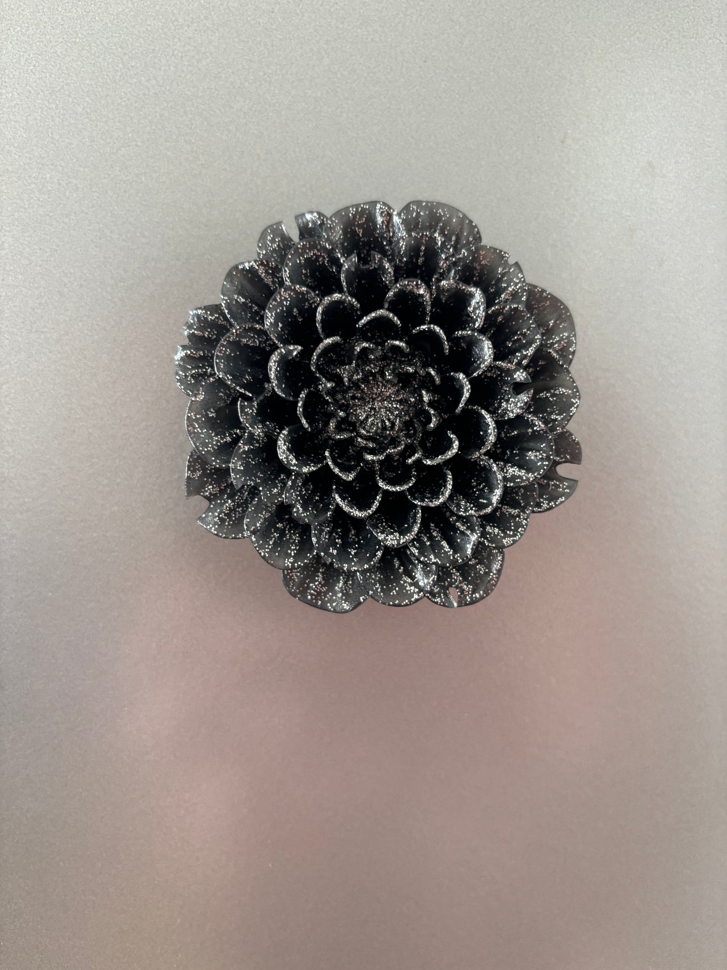 Pivoine noire argentée magnet