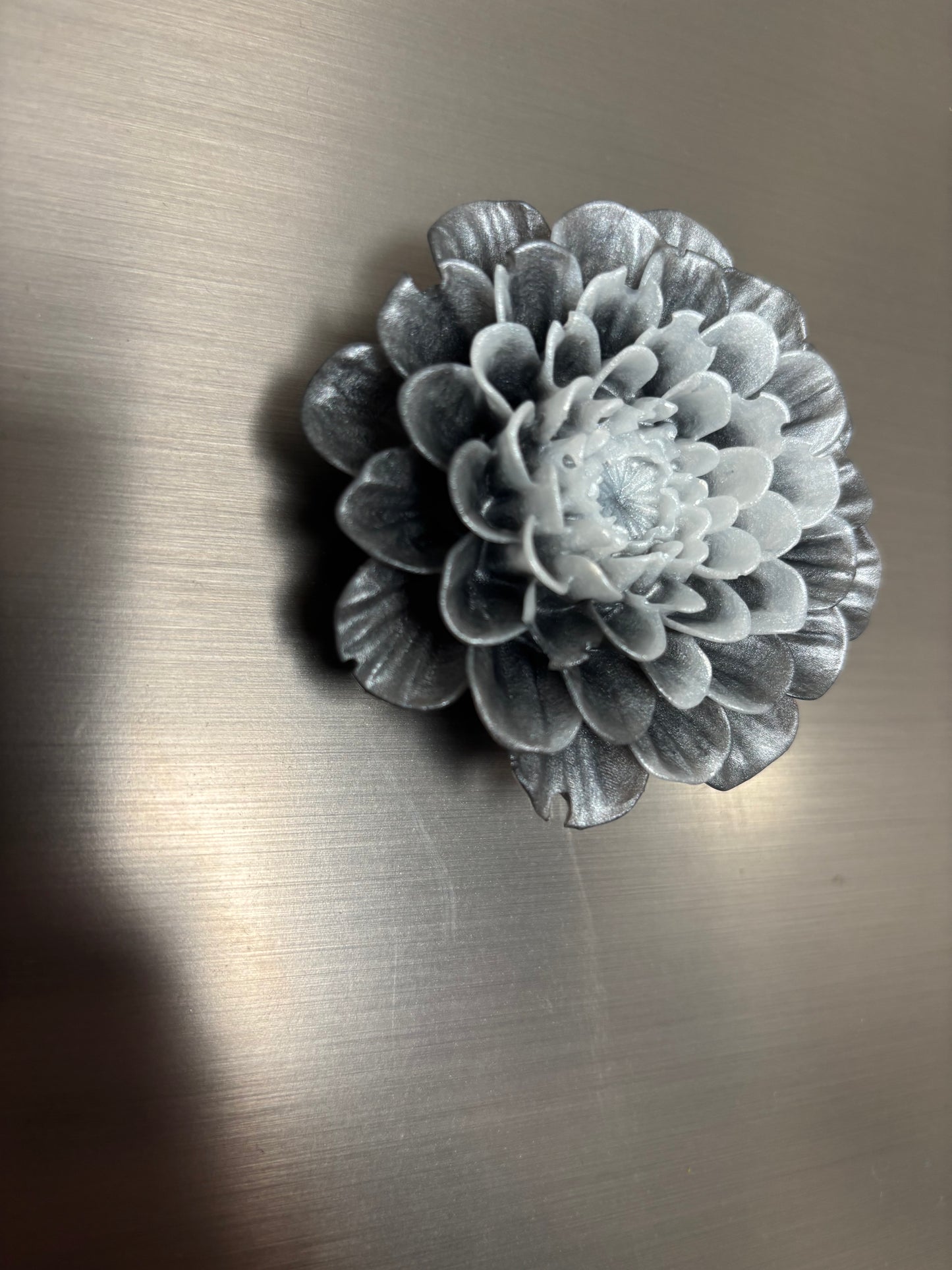 Pivoine grise & blanche magnet