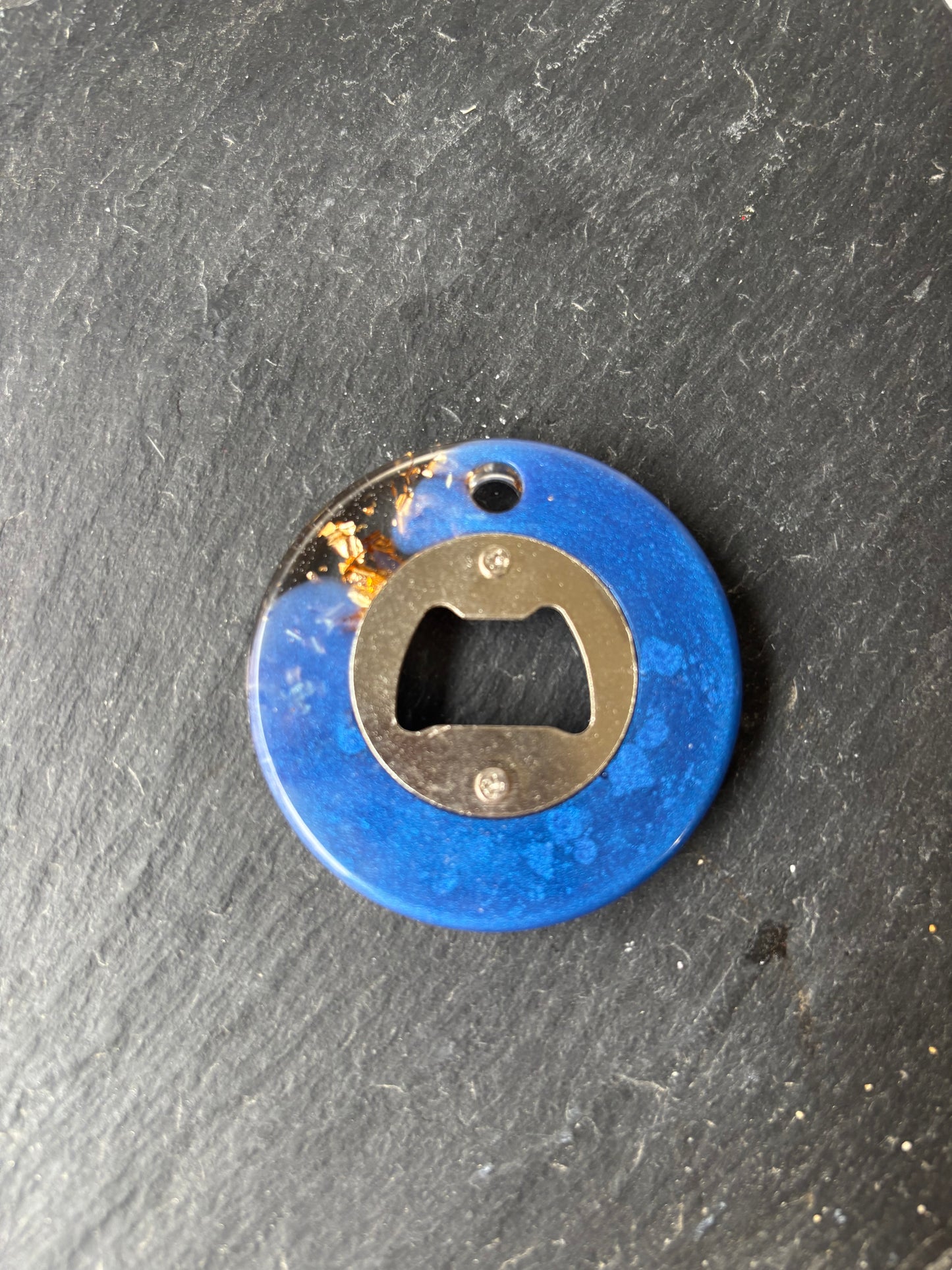 Décapsuleur bleu roi & or rond
