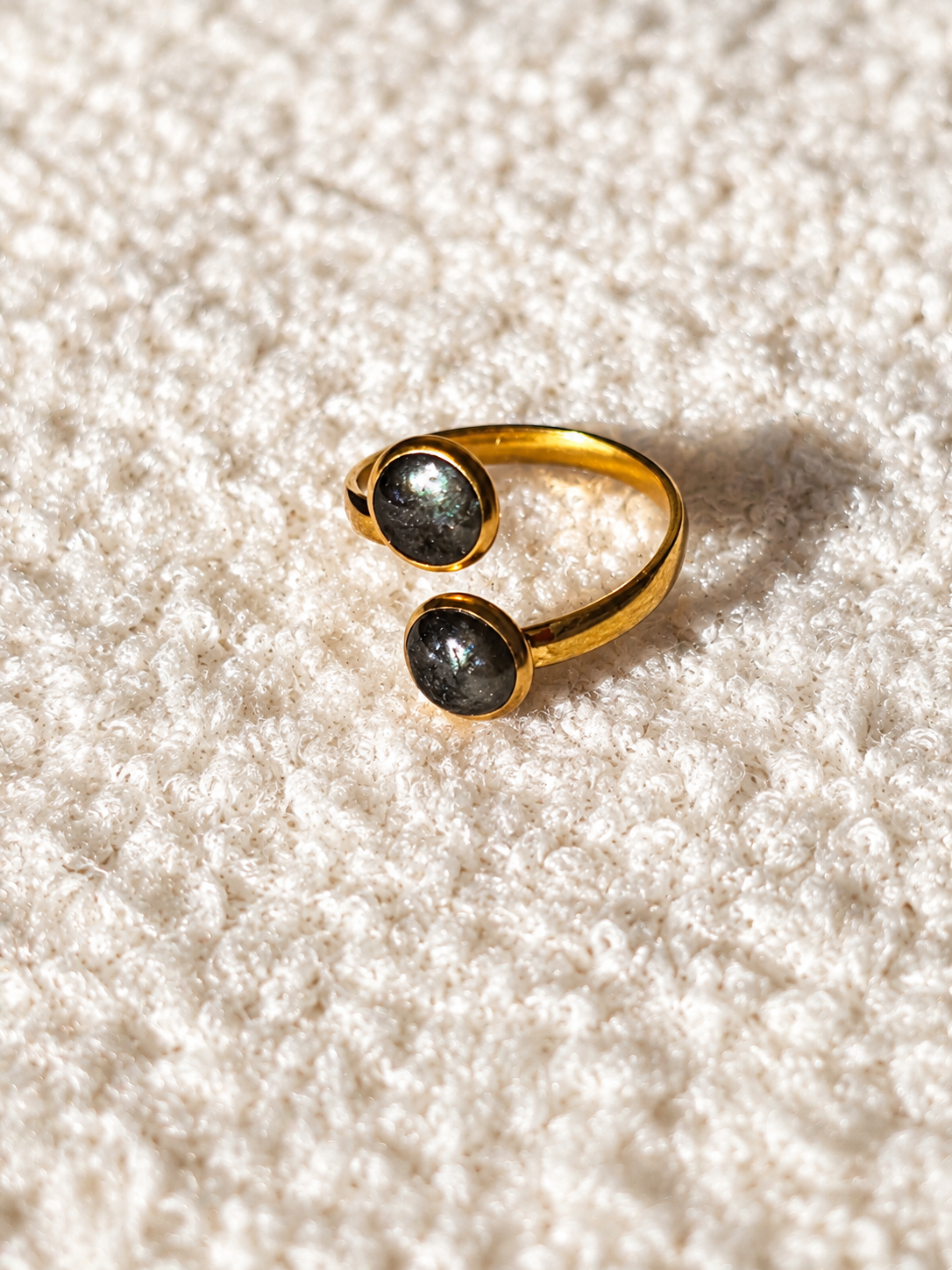 Bague noire & or