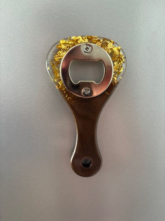 Décapsuleur main magnet marron et or
